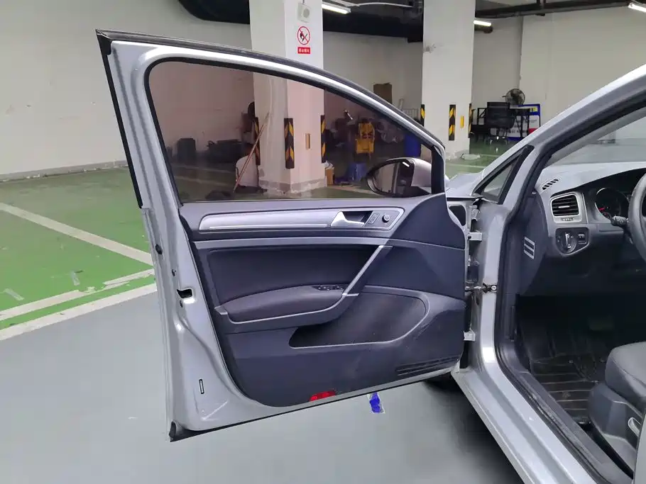 Volkswagen Golf — миниатюра 7