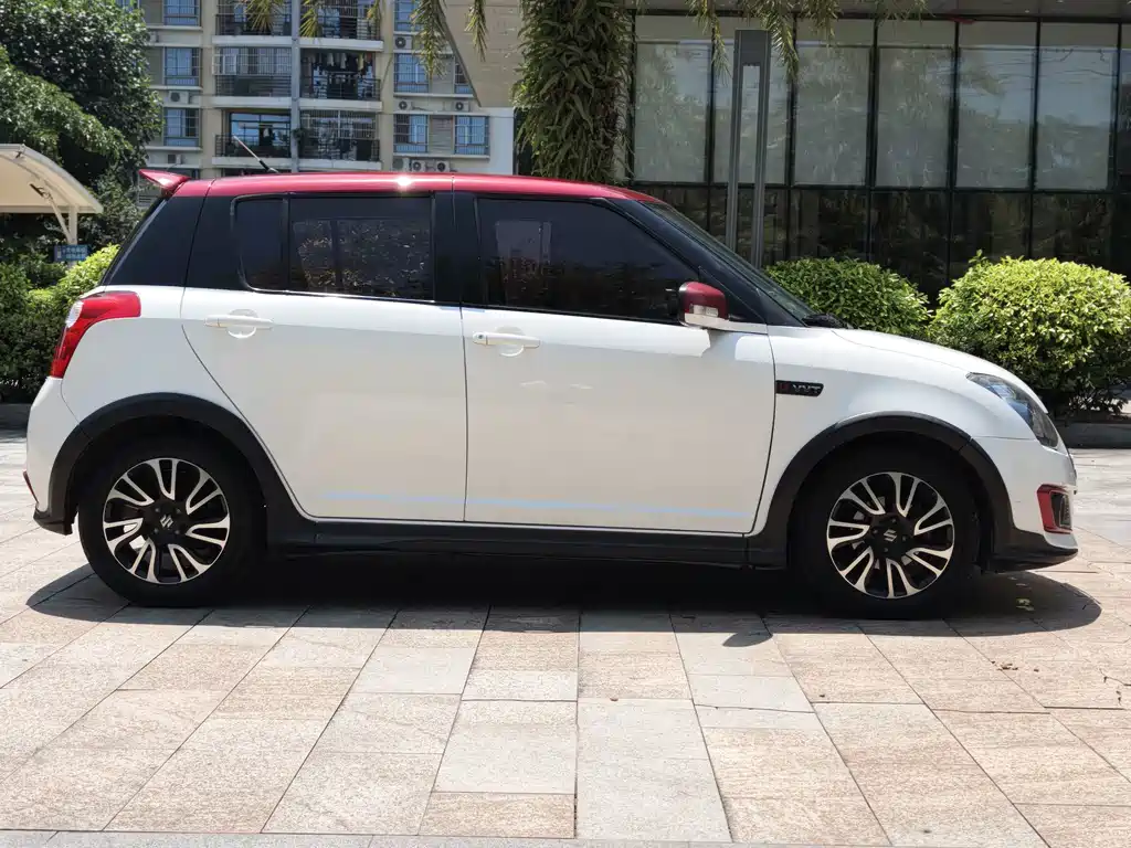 Suzuki Swift — миниатюра 4