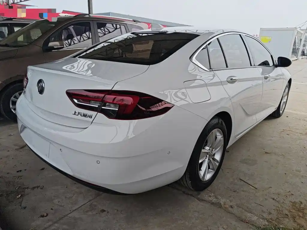 Buick Regal — миниатюра 7