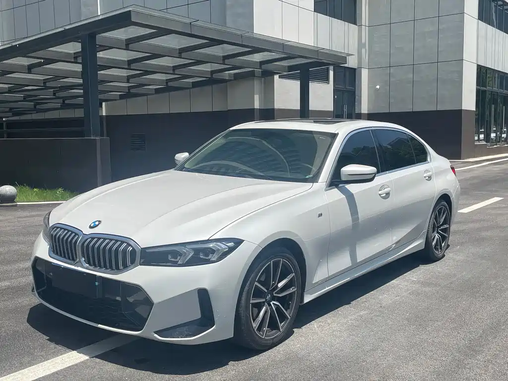 BMW 3 Series 2022