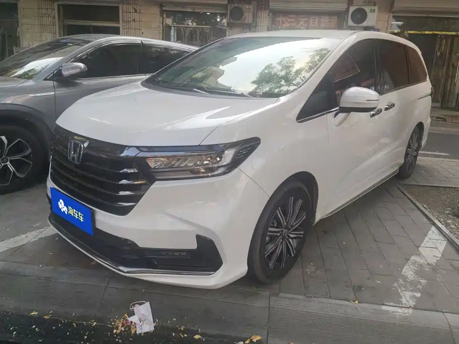 2024 Honda Odyssey - zdjęcie 1 z 16