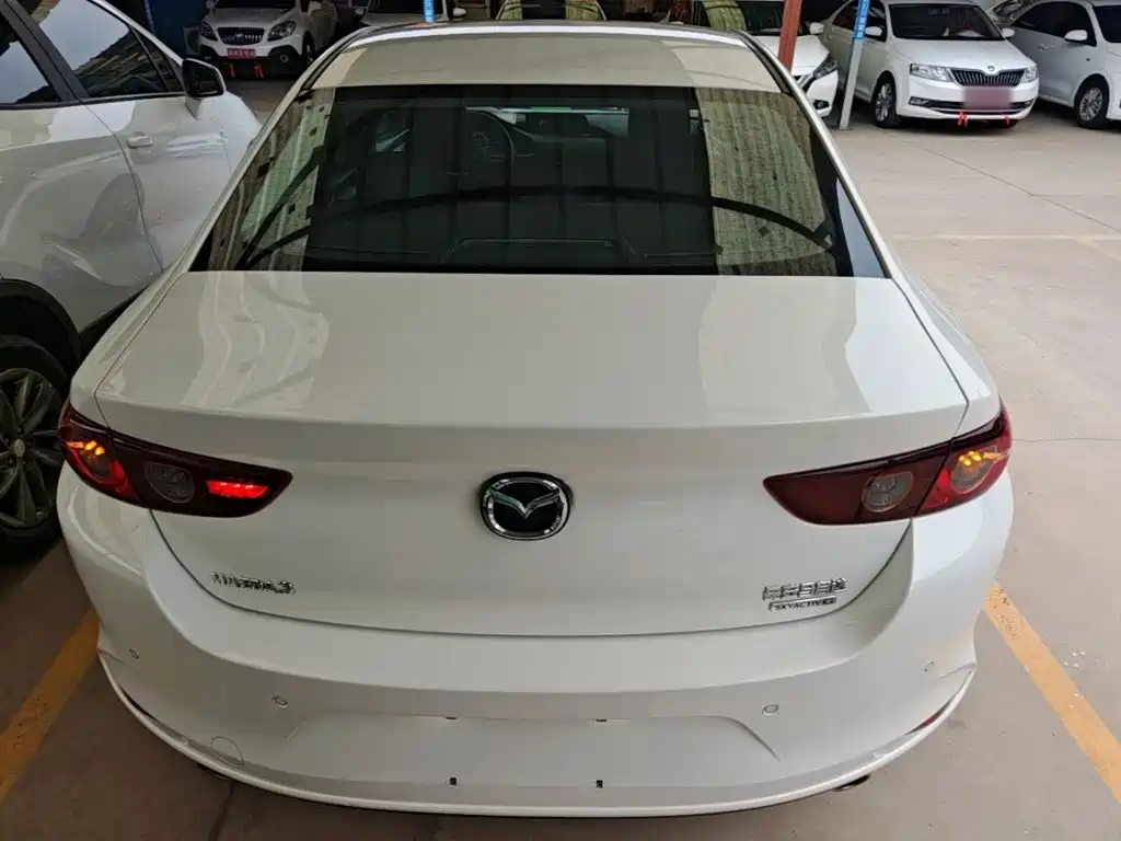 Mazda 3 Axela — миниатюра 6