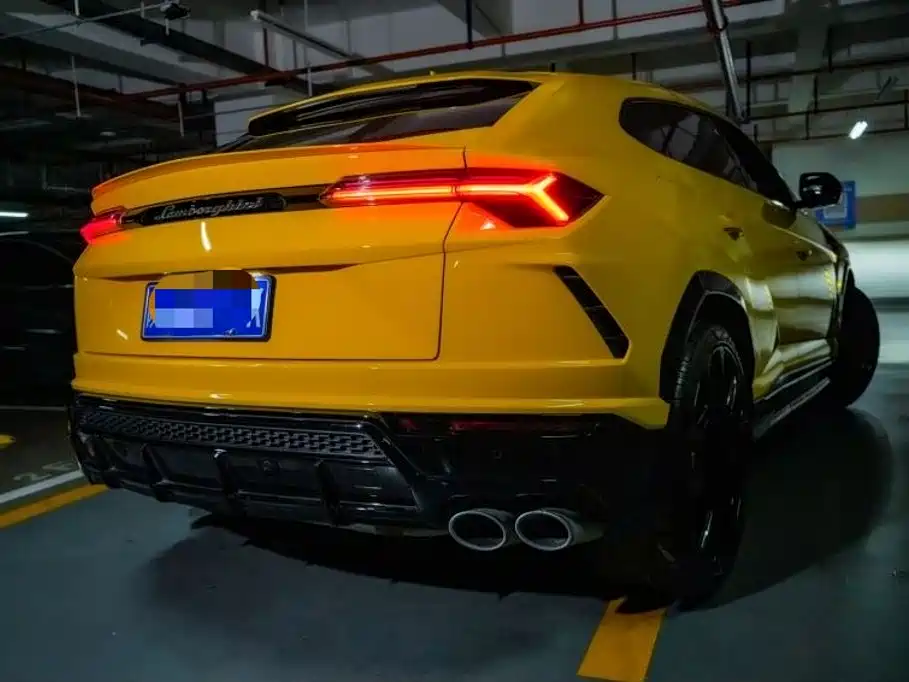 Lamborghini Urus — миниатюра 3