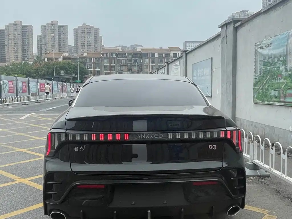 Lynk & Co 03 — миниатюра 8