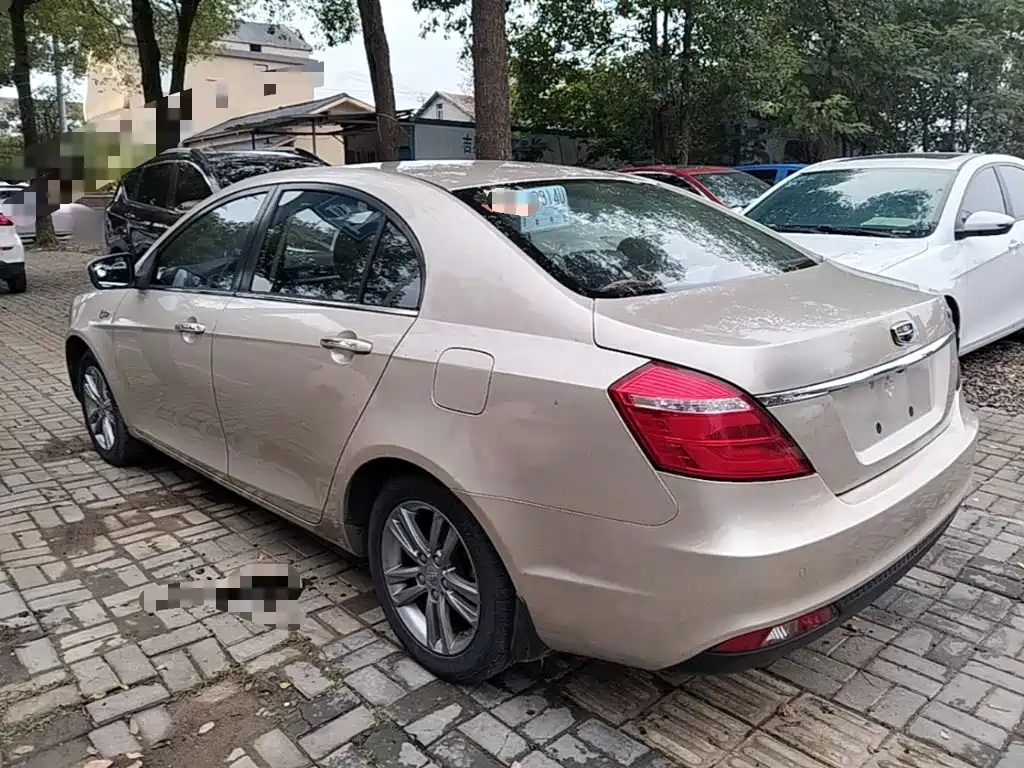 Geely Emgrand — миниатюра 5