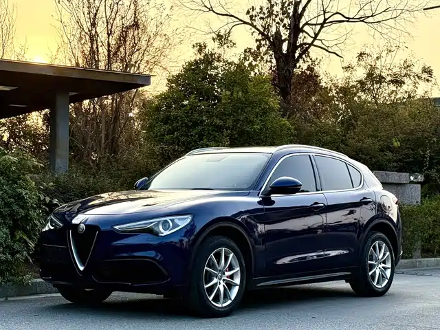 alfa-romeo stelvio