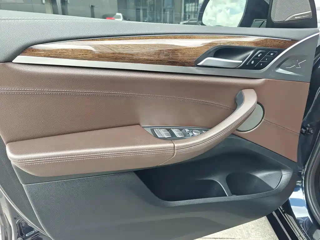 BMW X3 — миниатюра 6