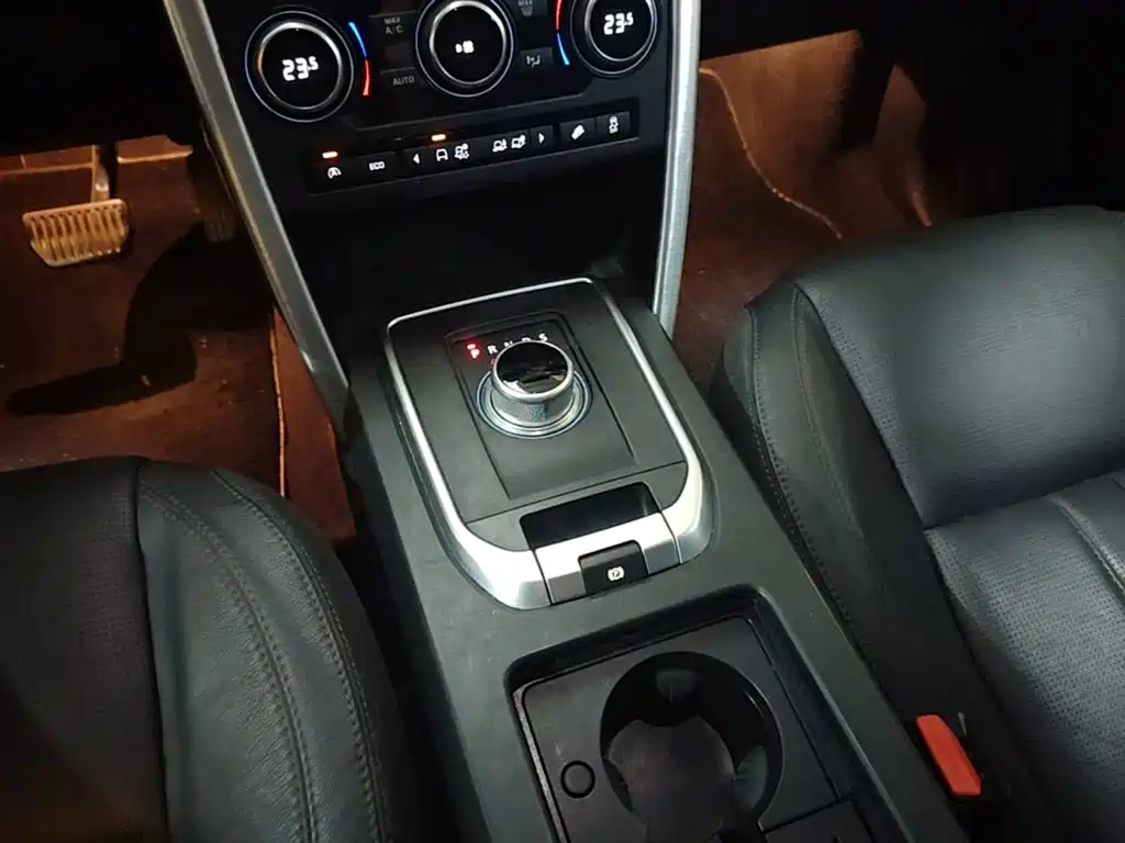 Land Rover Discovery Sport — миниатюра 14