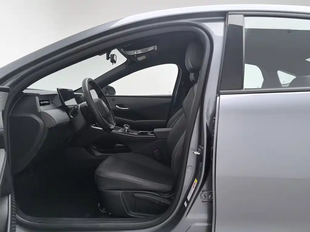 BYD Qin PLUS — миниатюра 10