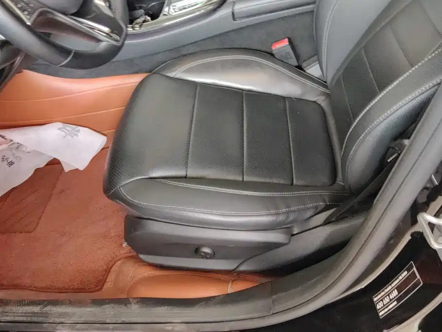 Mercedes-Benz E-Class — миниатюра 9