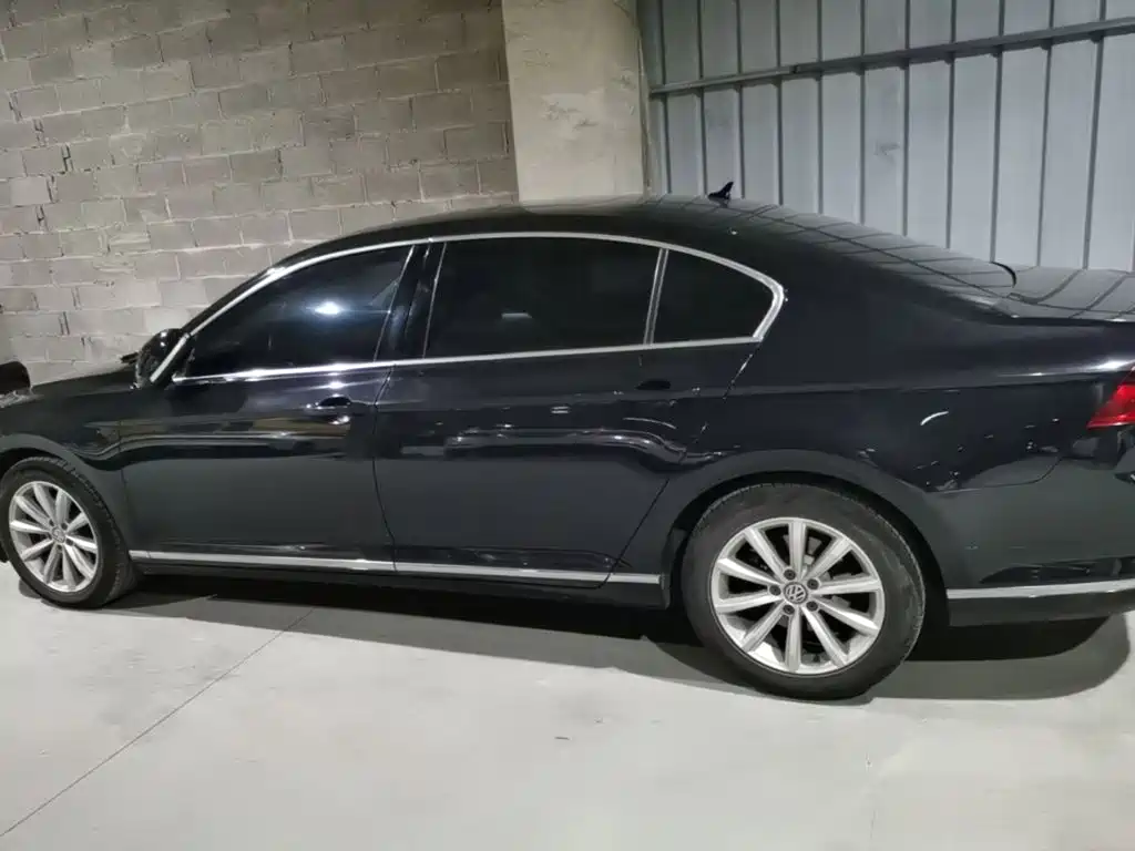 Volkswagen Magotan — миниатюра 4