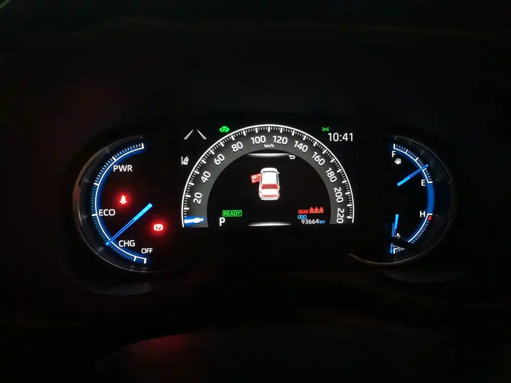 Toyota RAV4 — миниатюра 12