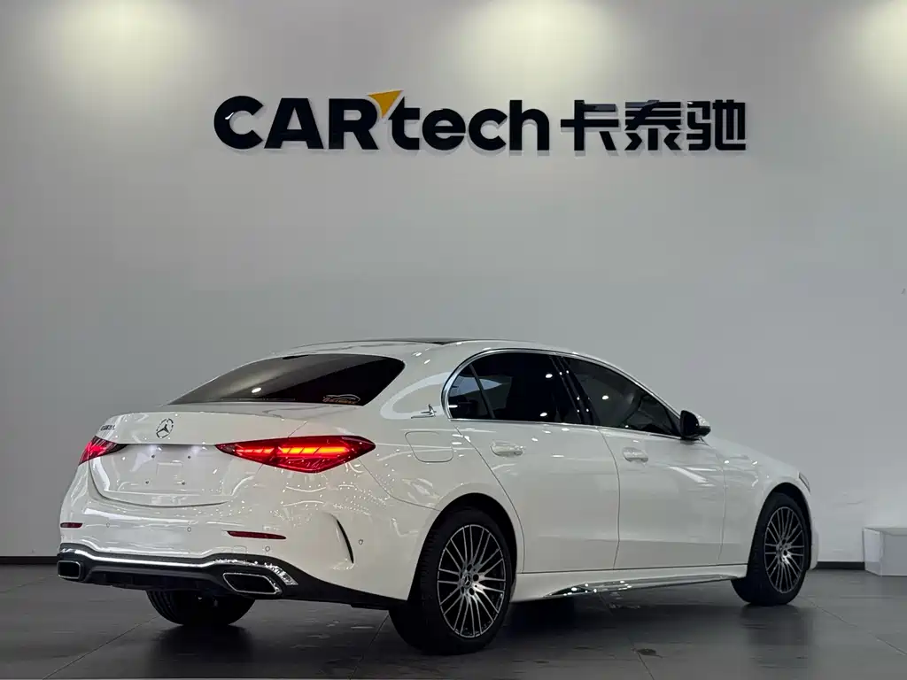 Mercedes-Benz C-Class — миниатюра 23