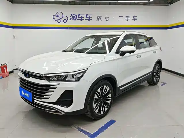 2025 Bestune T77
