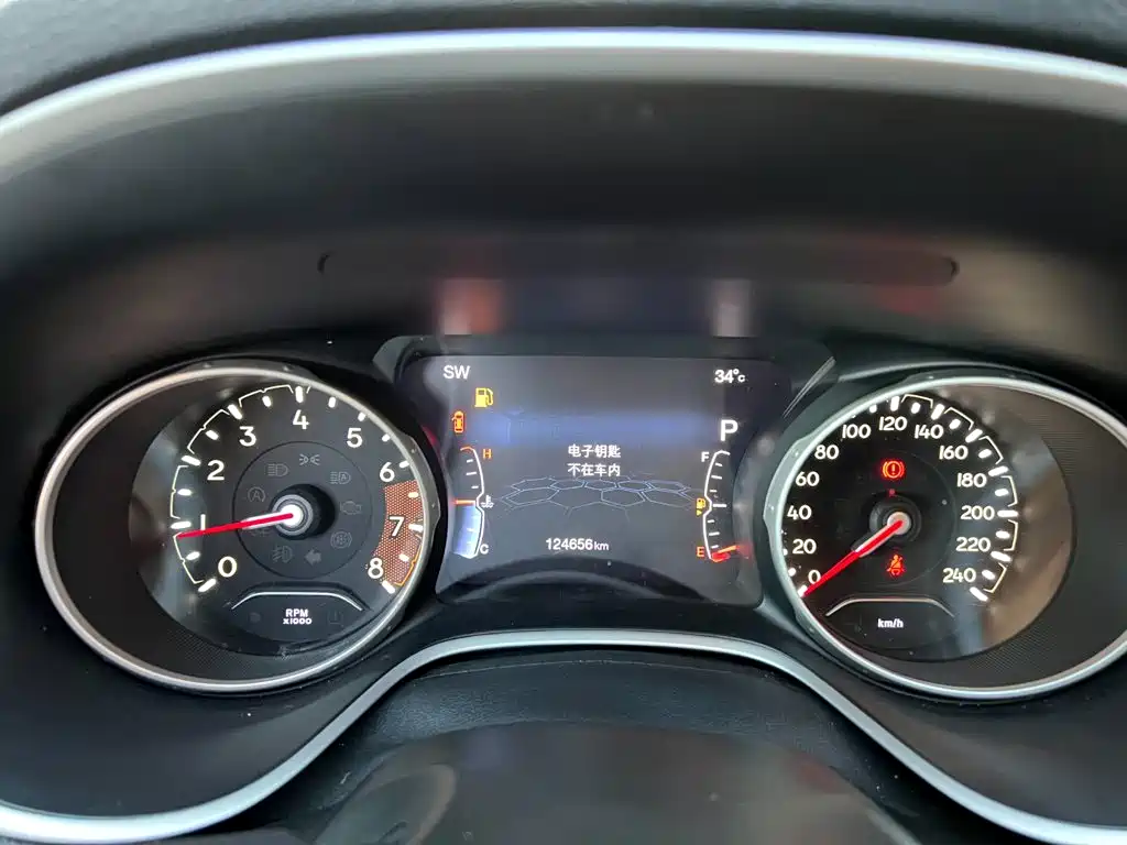 Jeep Compass — миниатюра 6