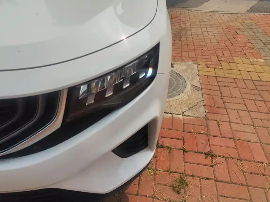 Geely Haoyue — миниатюра 5