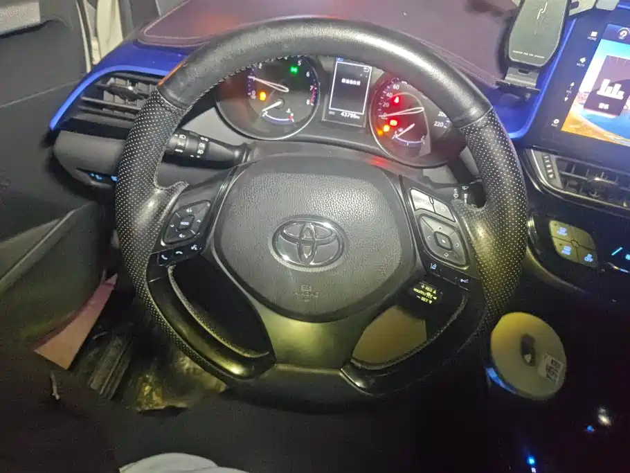 Toyota IZOA — миниатюра 15