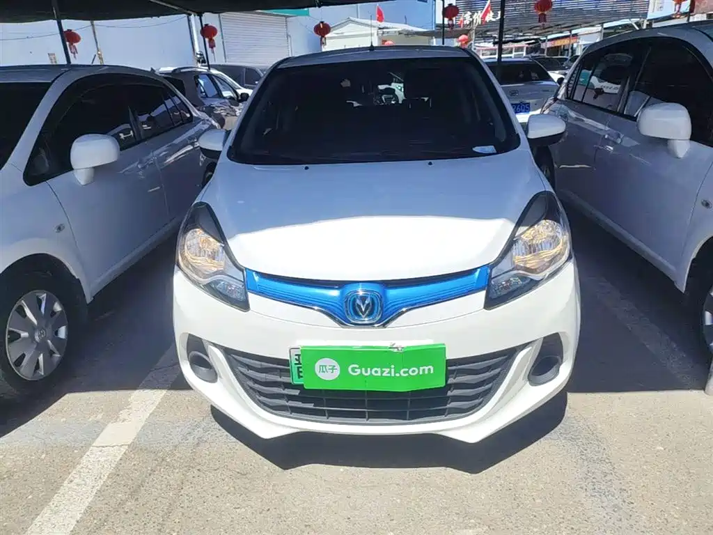 Changan EV — миниатюра 3