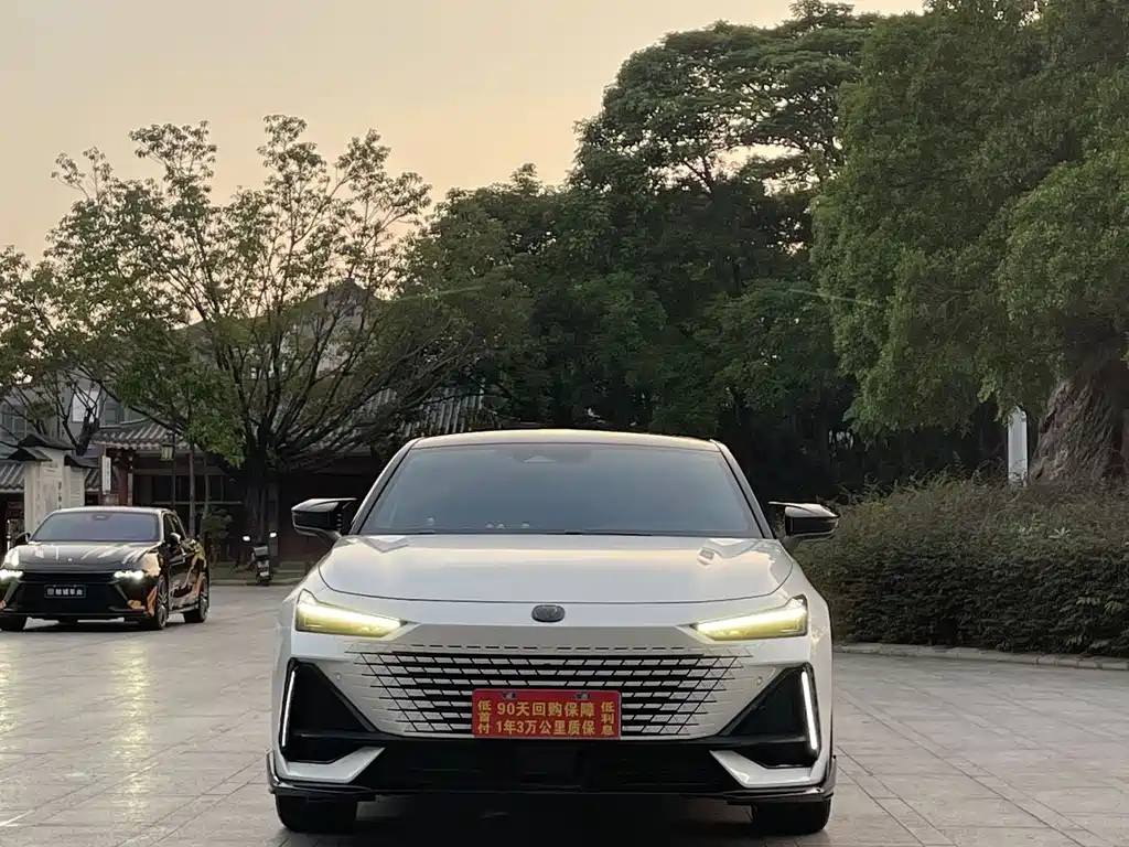 Changan UNI-V — миниатюра 2