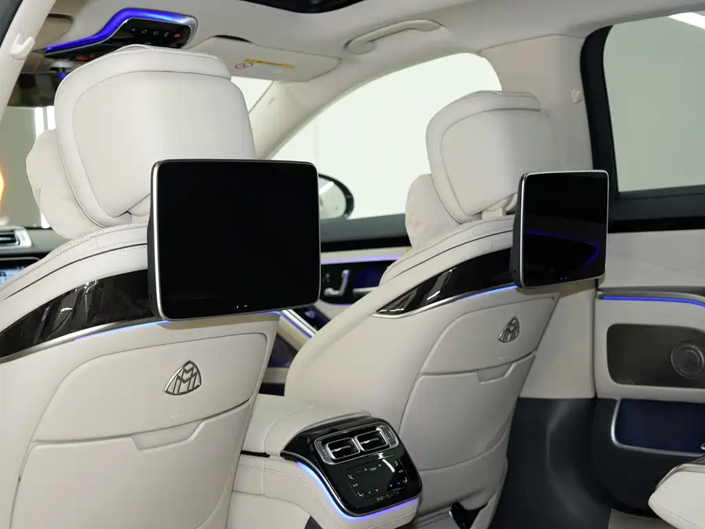 Mercedes-Benz S-Class — миниатюра 11