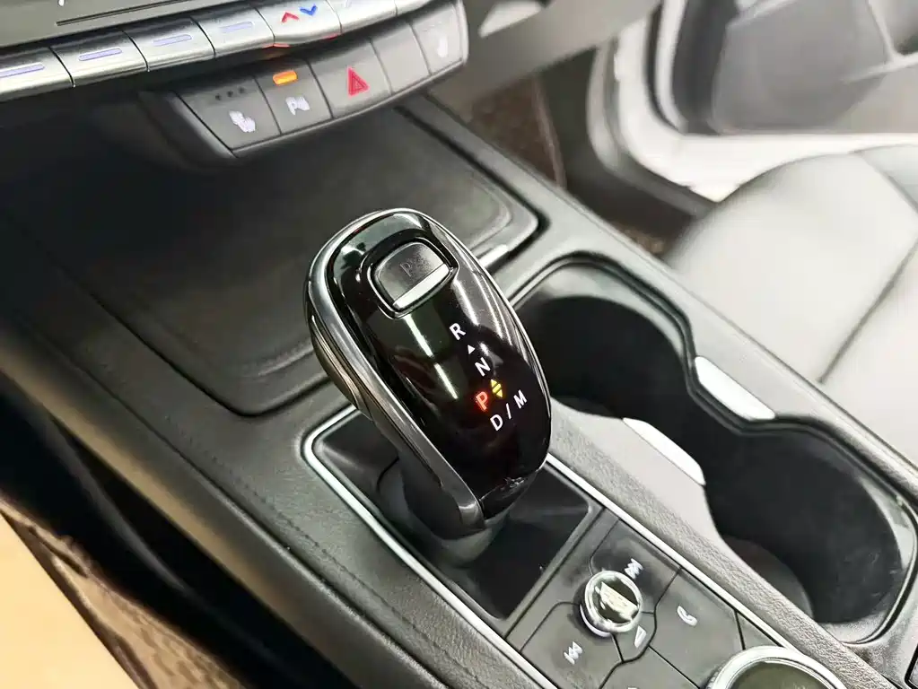 Cadillac XT4 — миниатюра 11