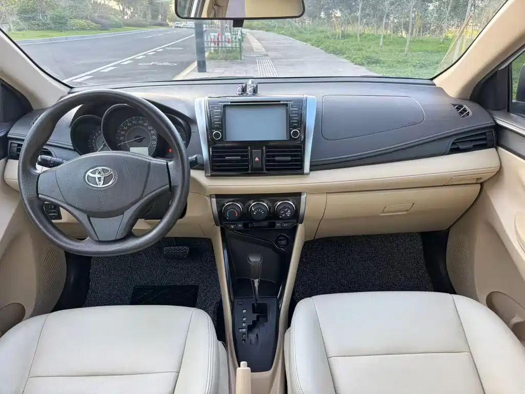 Toyota Vios — миниатюра 5