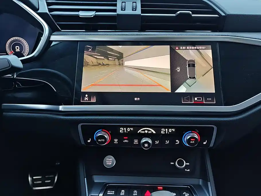 Audi Q3 Sportback — миниатюра 13