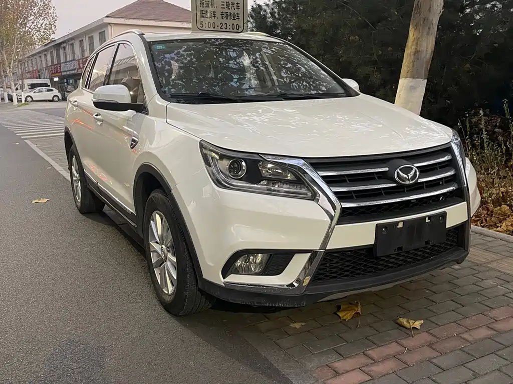 BAIC HUANSU BAIC MAGIC SPEED S6