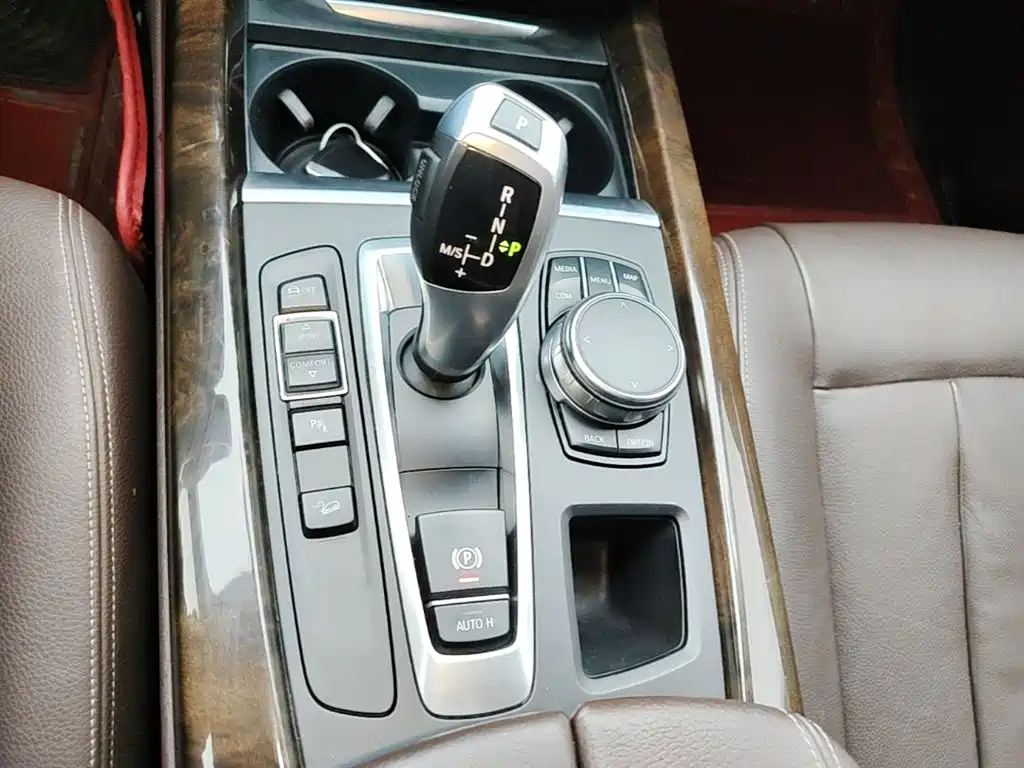 BMW X5 (Import) — миниатюра 14