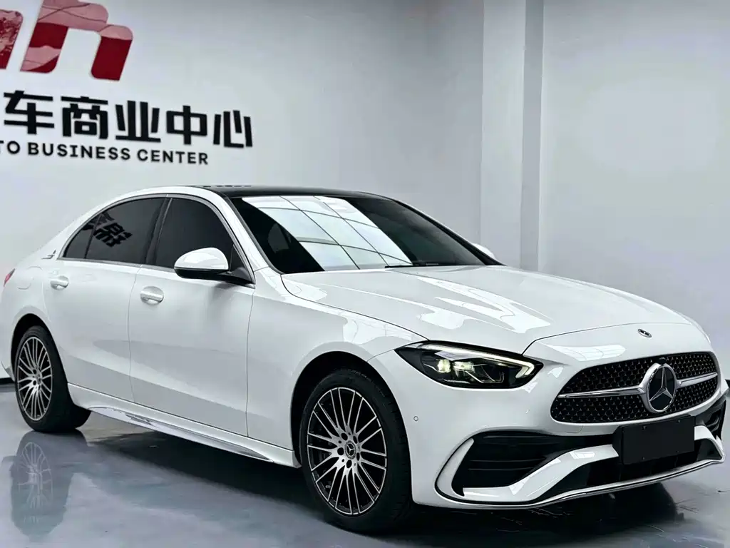 Mercedes-Benz C-Class — миниатюра 2