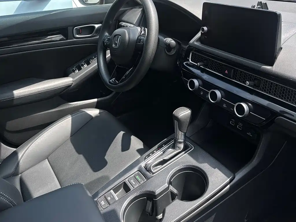 Honda Civic — миниатюра 10
