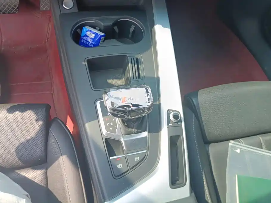 Audi A4L — миниатюра 16