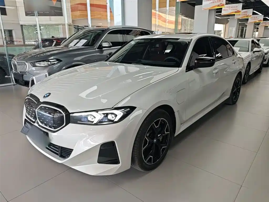 BMW i3 2024