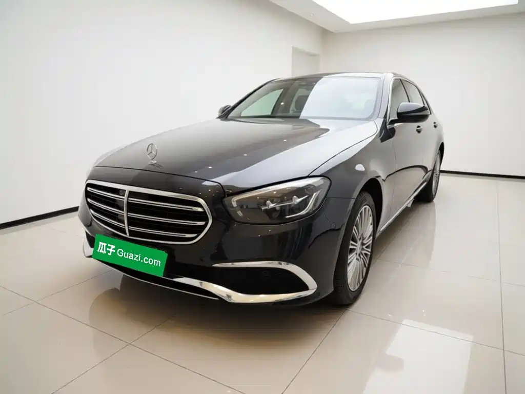 Mercedes-Benz E-Class — миниатюра 2
