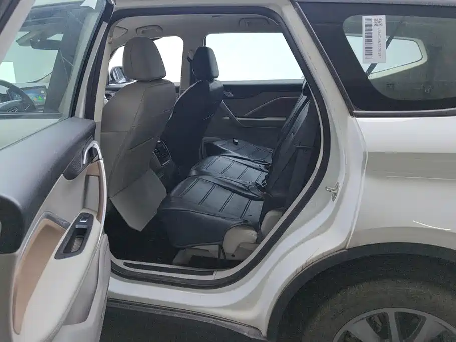 Geely Jia Ji — миниатюра 11