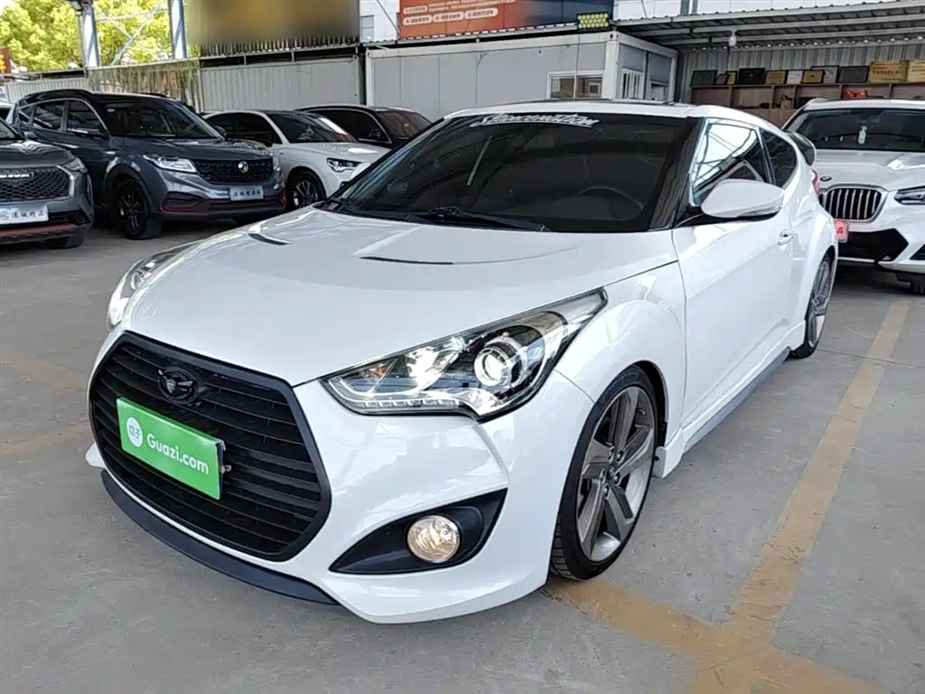 Hyundai Veloster 2015