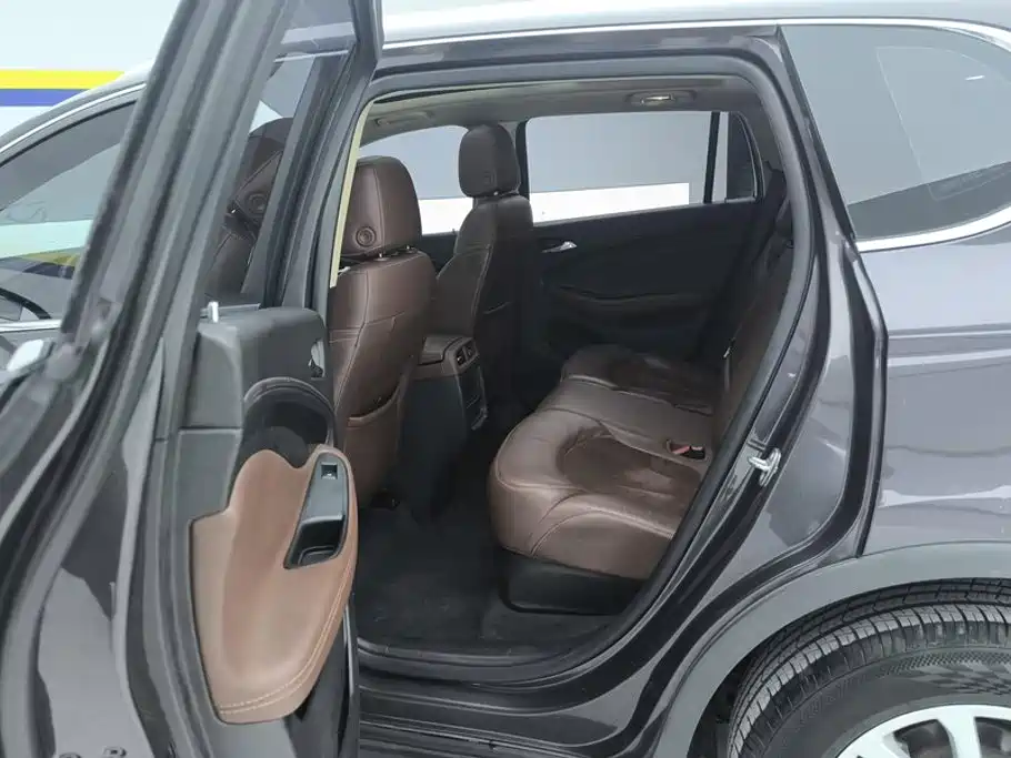 Buick Envision Plus — миниатюра 11