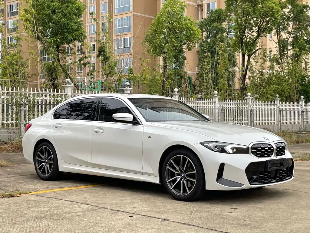 BMW 3 Series — миниатюра 3