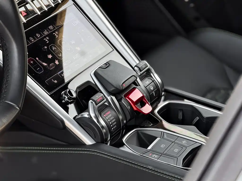 Lamborghini Urus - фото 7