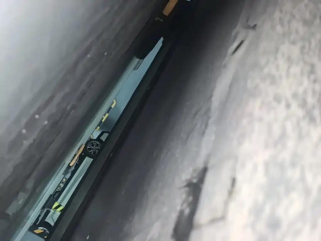 Tesla Model 3 — миниатюра 17