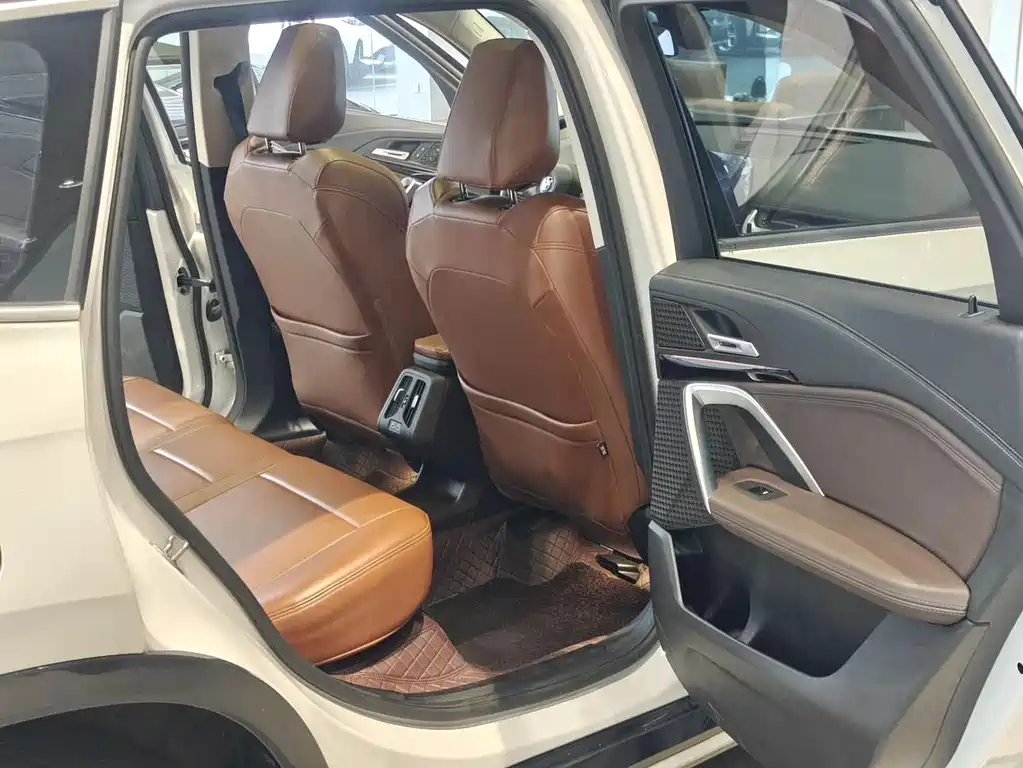 BMW X1 — миниатюра 10