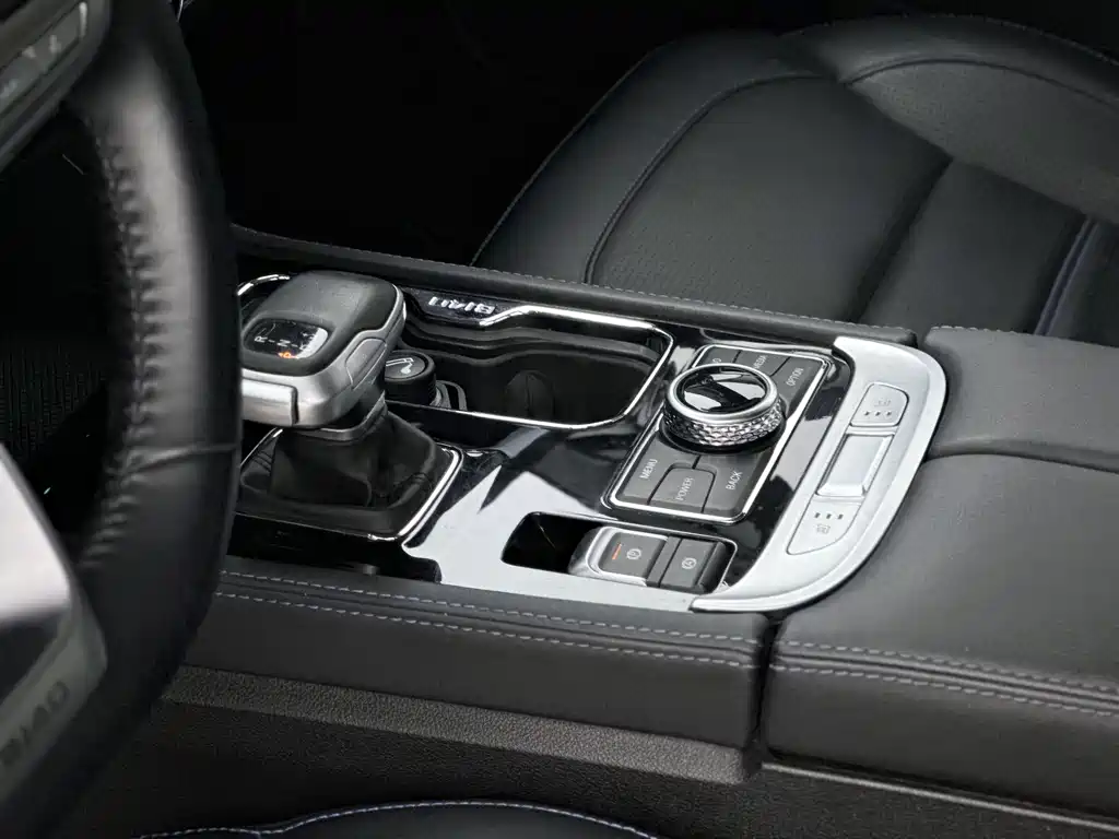 BAIC BJ40 2021 2.0D AT