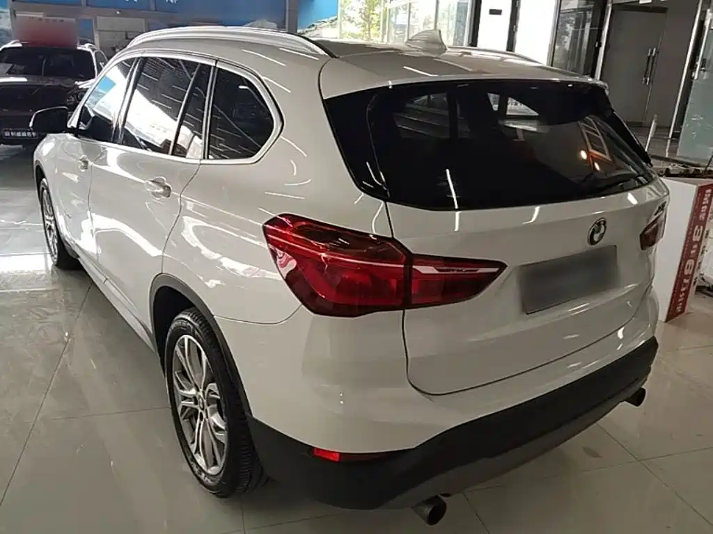 BMW X1 2018 sDrive20Li Lead