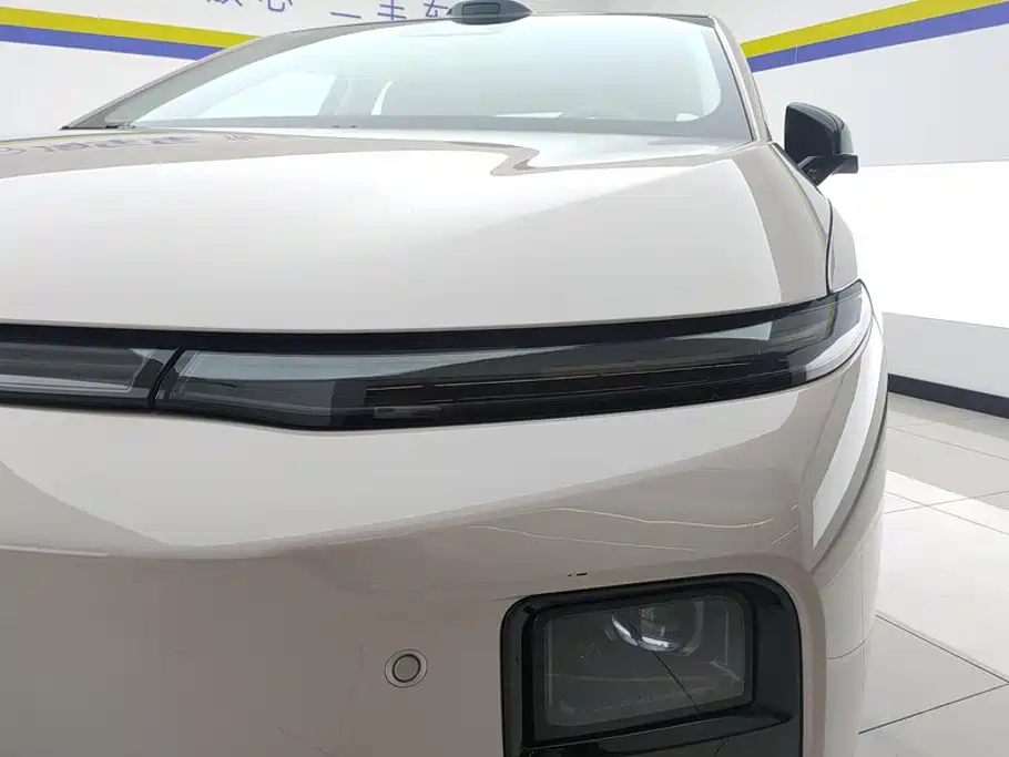 Leapmotor Leapmotor B01 — миниатюра 5
