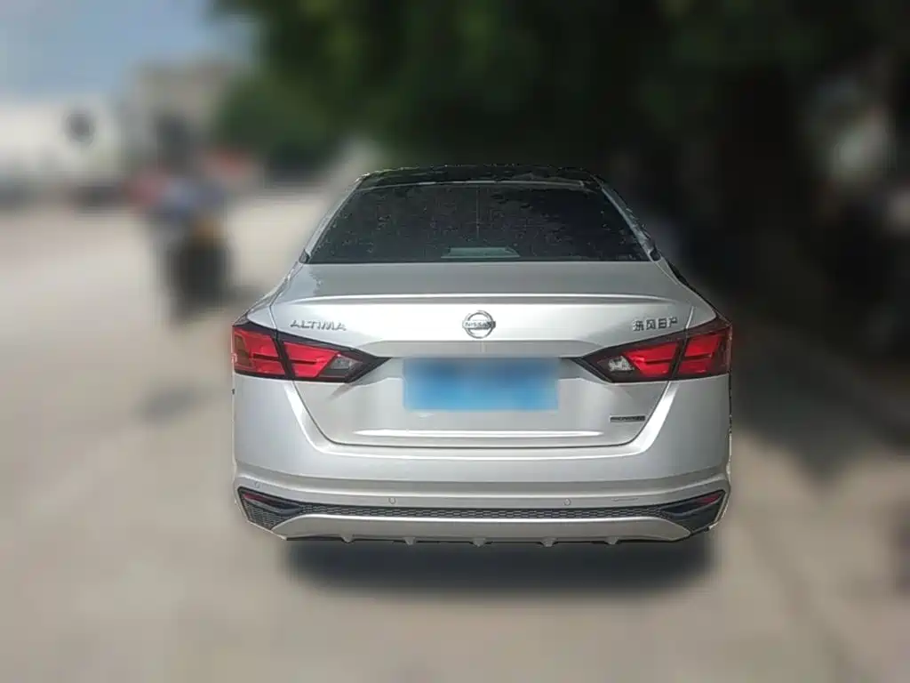 Nissan Teana — миниатюра 3