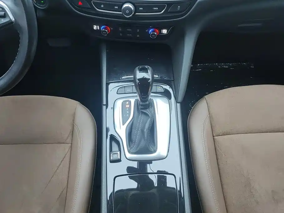 Buick Regal — миниатюра 16