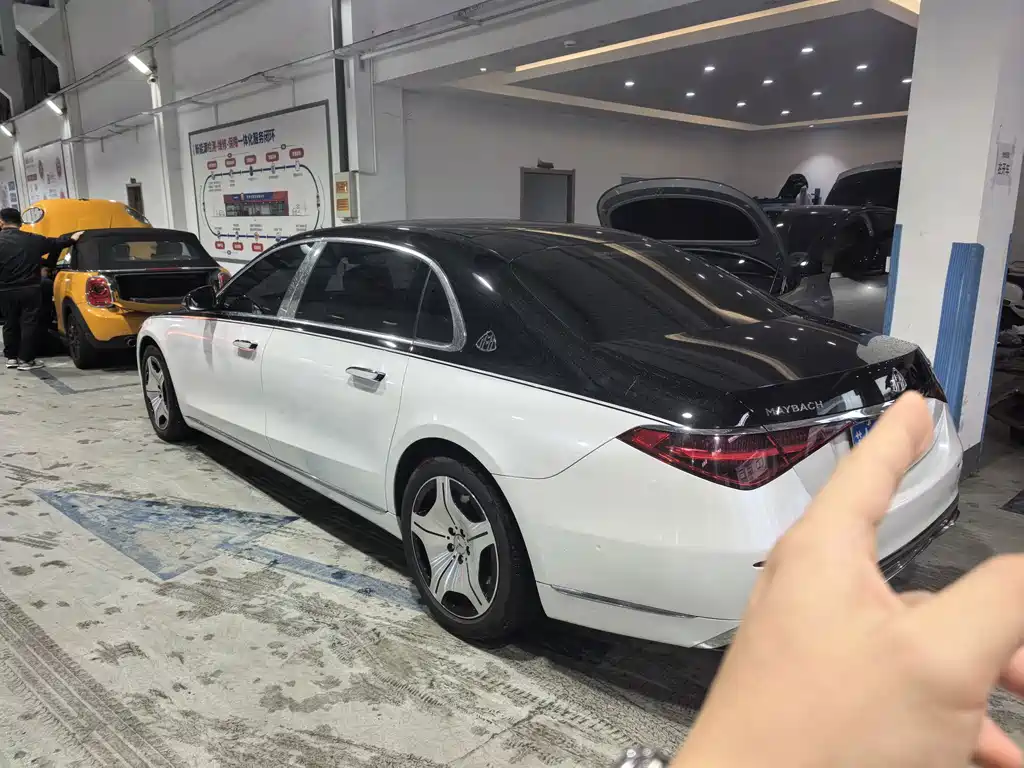 Mercedes-Benz S-Class — миниатюра 2
