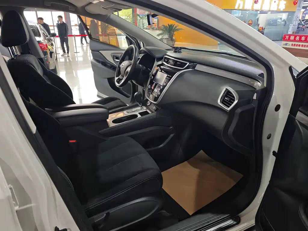 Nissan Murano 2021 2.5L XE Elite
