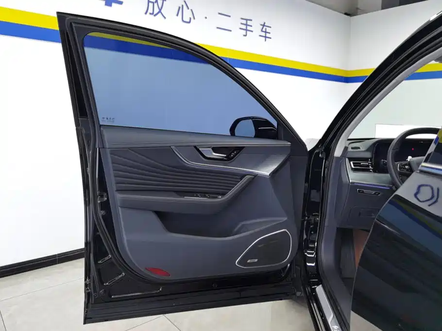Hongqi Hongqi HS5 — миниатюра 7