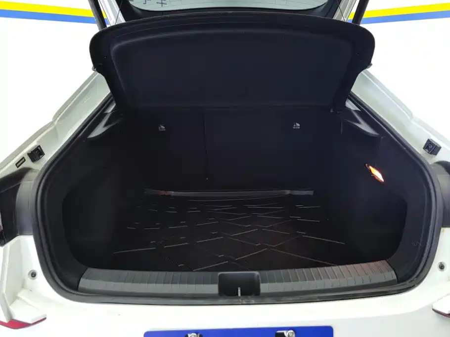 Volkswagen Lamando — миниатюра 4